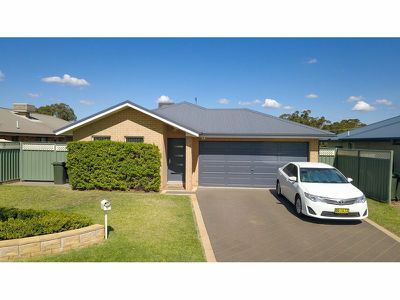 5 Torvean Avenue, Dubbo