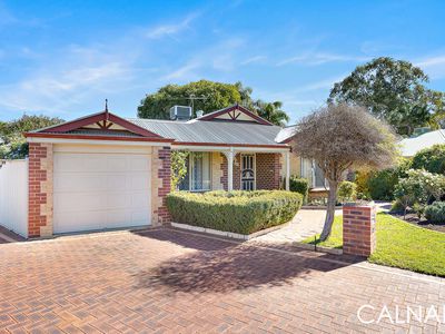 2A  Leeton Close , Halls Head