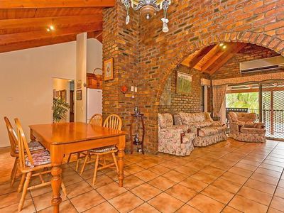 49 Kloske Road, Burbank