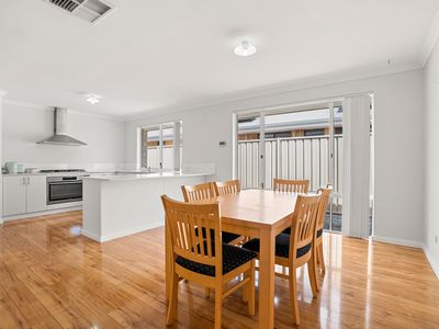 294 Pebble Beach Blvd, Meadow Springs