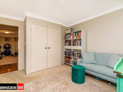 10 St Oswald Rise, Churchlands