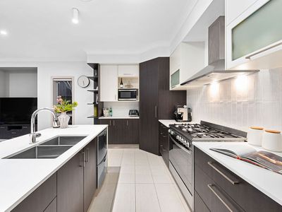 18 Baychester Place, Wakerley