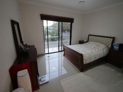 2 / 35 Grimwood Street, Granville