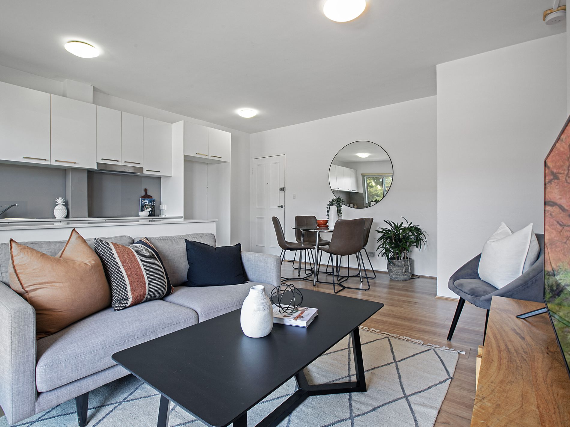 2 / 52 Wentworth Avenue, Mascot