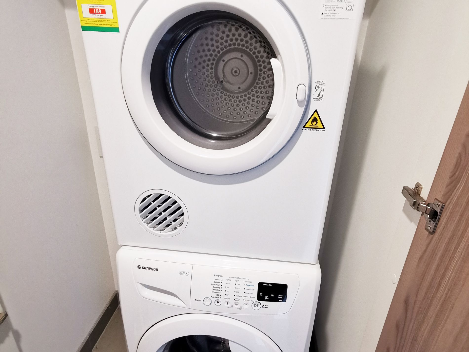 911 / 160 Victoria Street, Carlton