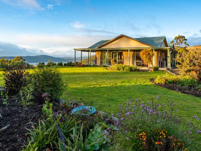 380 Dulcia Road, Gordon