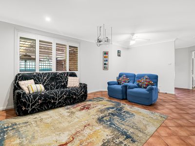 9 Verrills Grove, Oakhurst