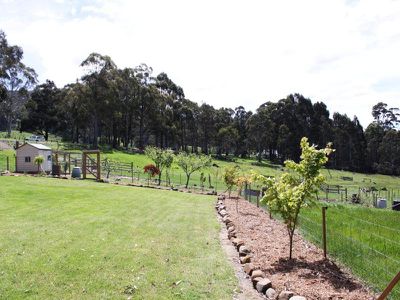 711 Leslie Road, Leslie Vale