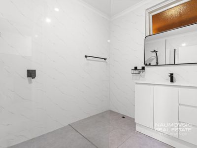 16 Hotchkiss Drive, Balcatta