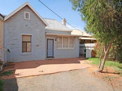 77 Wittenoom Street, Boulder