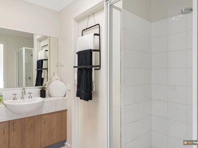 7 / 4 Paydon Way, Hampton Park