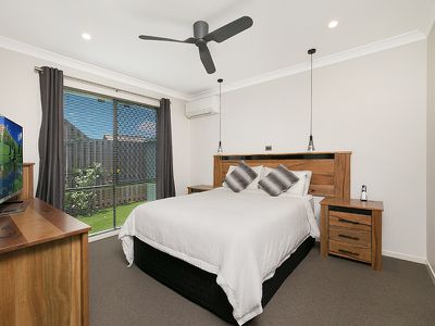 5 Wombat Crescent, Rochedale
