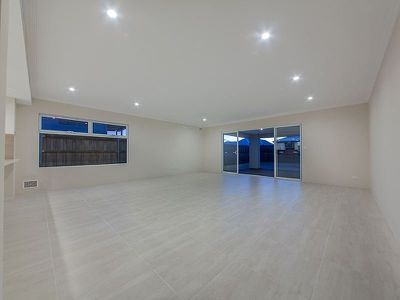 15 Seaside Avenue, Yanchep