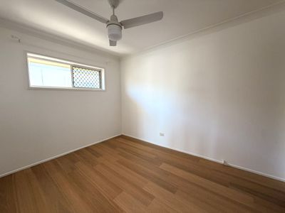 4 / 81 Bayview Street, Runaway Bay