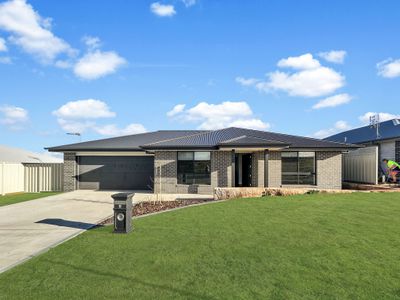 2 Malanda Avenue, Dubbo