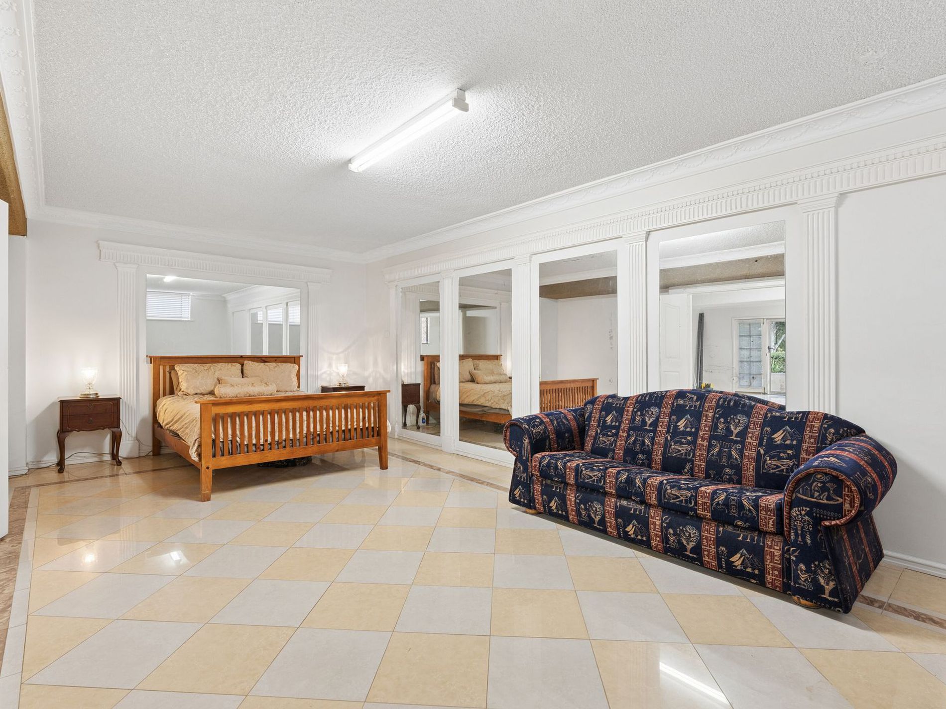 15 Glenbrook Road, Thornlie