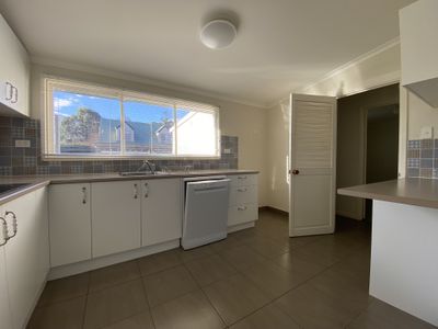 52 Cowper, Braidwood