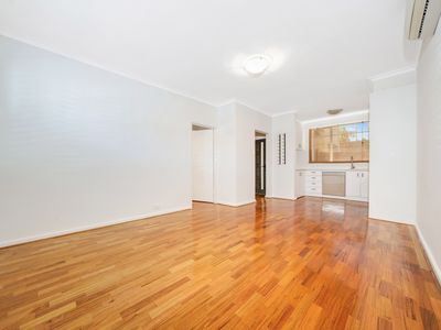 10 / 30  Shelley Street, Elwood