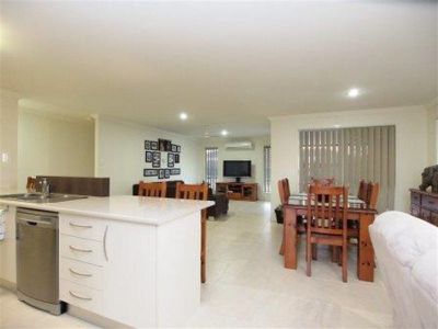 11 Picadilly Circuit, Urraween