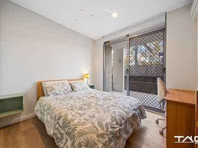 1 / 28 Brickworks Drive, Holroyd