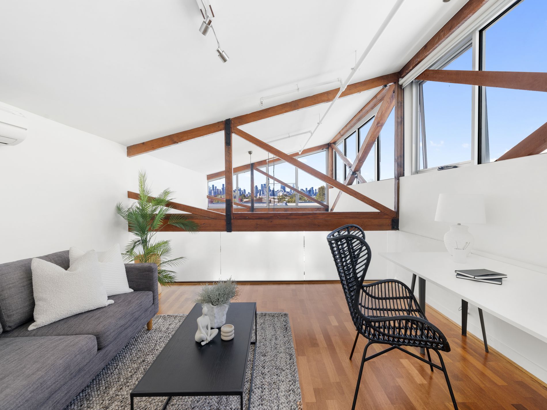 8 / 5 Saltriver Place, Footscray