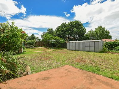 10 Chelsea Street, Centenary Heights