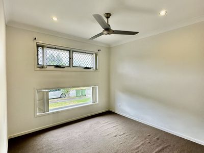18 Littleford Cct, Bundamba