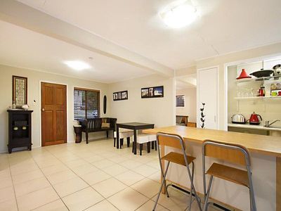 18 Boongeen Street, Rochedale South