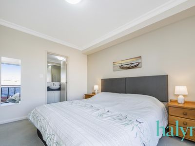 11 / 7 Bronte Street, East Perth