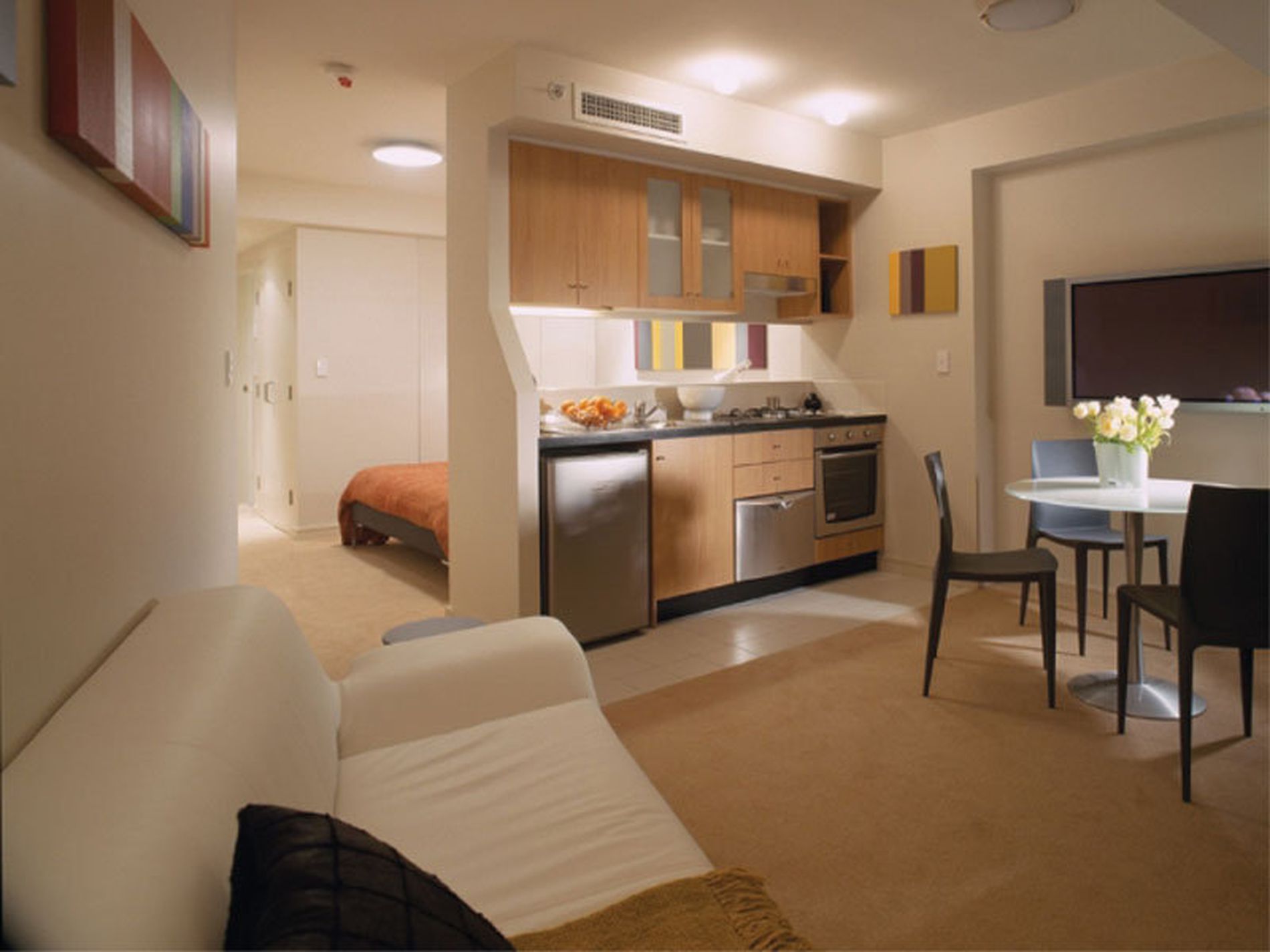 2203 / 77-81 Berry Street, North Sydney