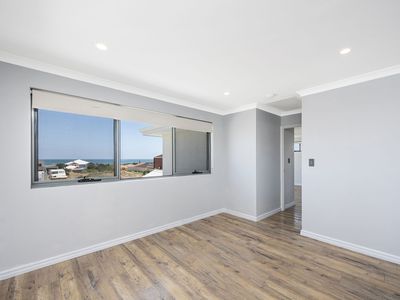 180 Lagoon Drive, Yanchep