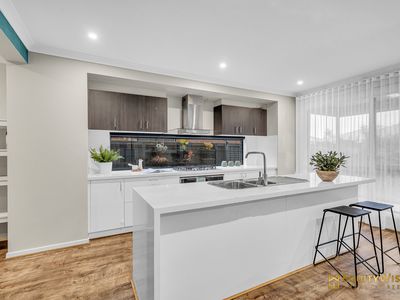 29 Pastille Road, Manor Lakes
