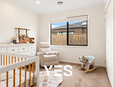 12 Whispering Way, Clyde North