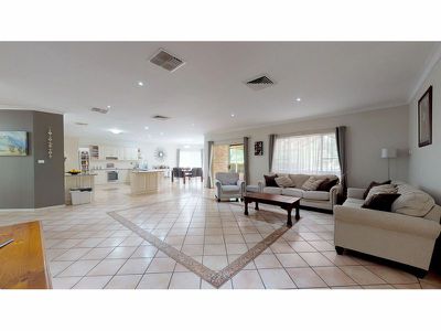 4 Chondelle Court, Dubbo