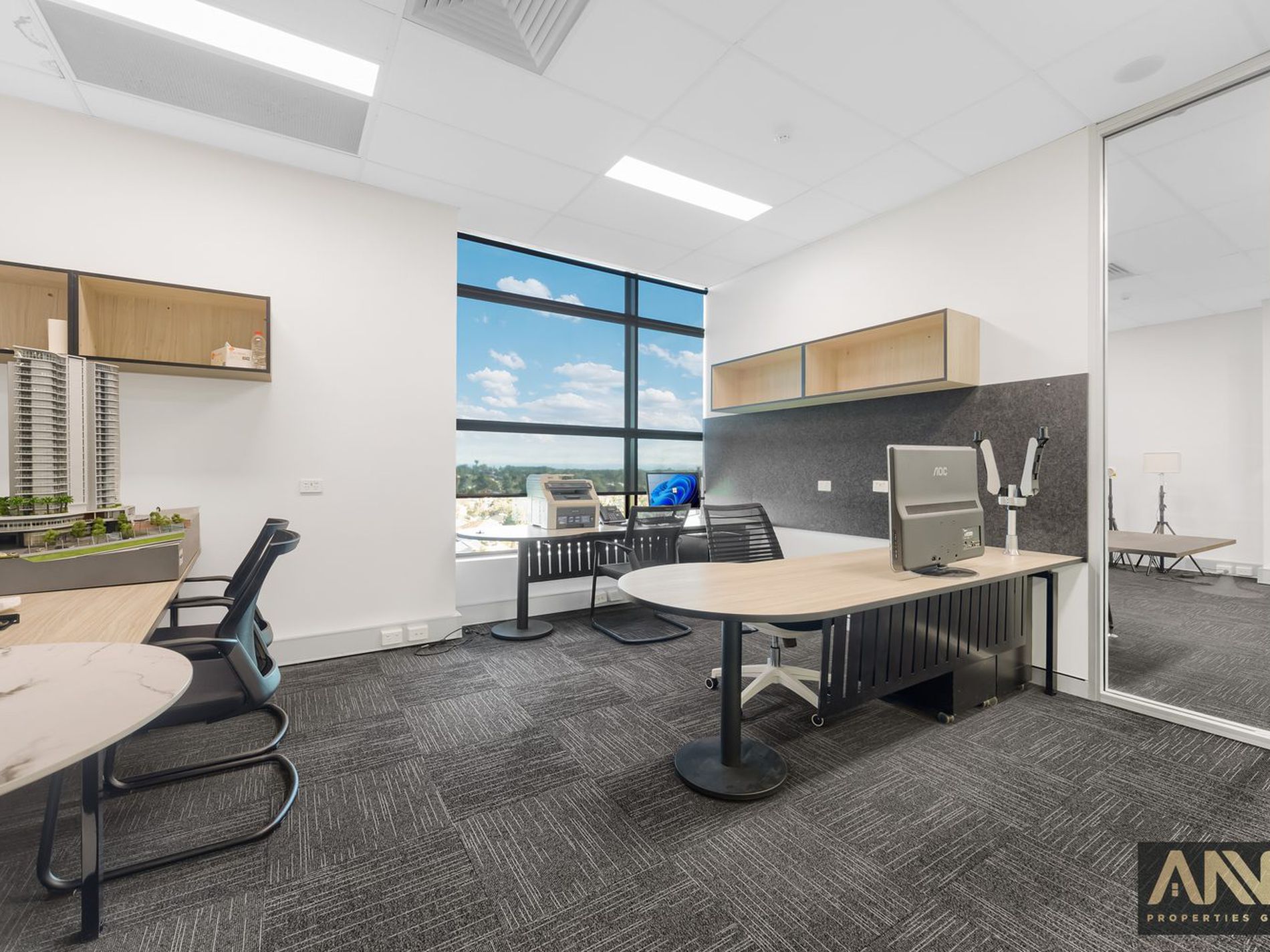 Tenanted Showroom and Office Investment Near Bella Vista Metro — image 17