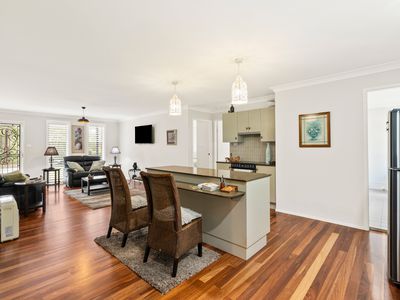 30 Woollamia Road, Falls Creek