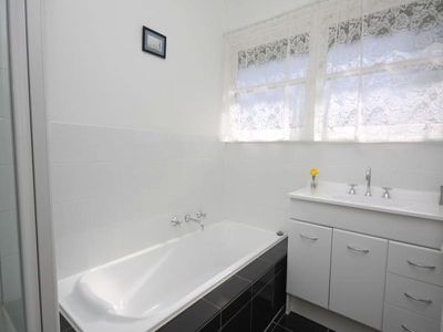 12 Brocka Avenue, Belmont