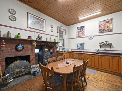 120 Shanks Lane, Boorolite