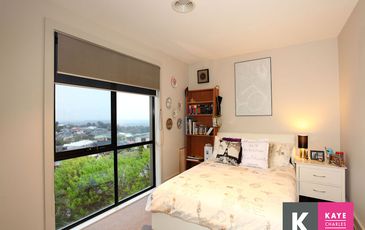 10 North Hidden Valley Circuit, Beaconsfield