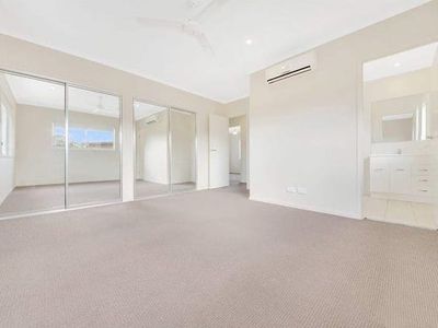 1 / 1 Collins Lane, Kin Kora