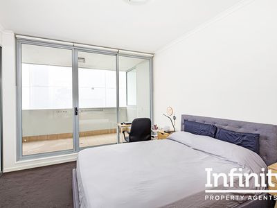 6304 / 10 Sturdee Parade, Dee Why