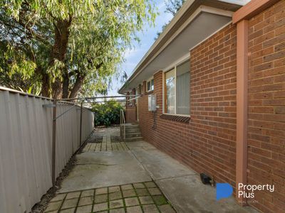 2 / 164 Neale Street, Flora Hill