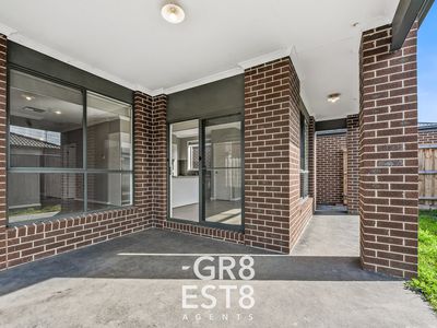 6 Australorp Drive, Clyde North