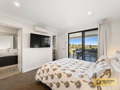 4 / 4 Burnley Way, Butler