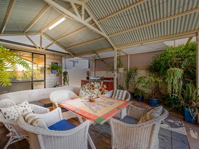 1 The Knoll, Somerville