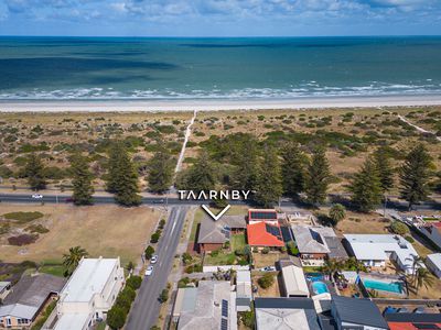 318 Lady Gowrie Drive, Taperoo