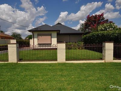 58 Crown Street, Dubbo