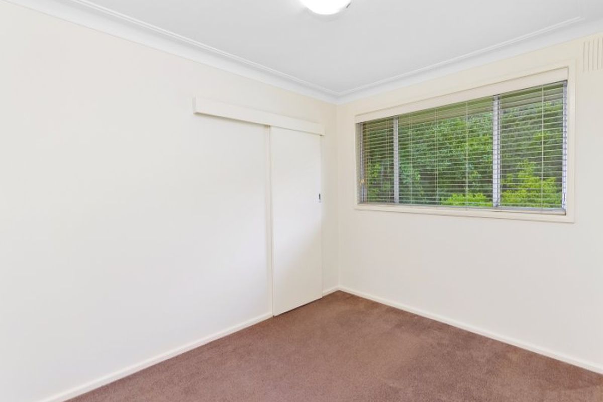 8 Lionel Parade, Springfield