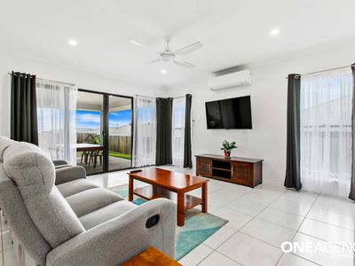 64 Samarai Drive, Kawungan