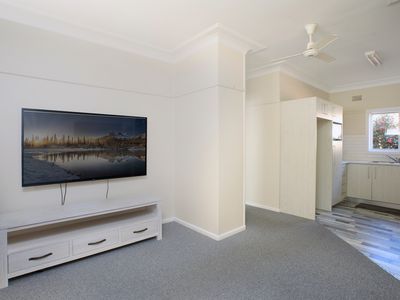 2 / 77 Ocean Street, Windang